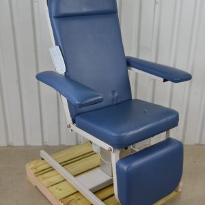 Clinton Industries Model 6810 Phlebotomy Recliner Series Hi-Lo Chair w/Remote