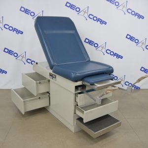 UMF 5140 Manual Adjustment Exam Table