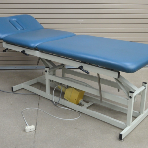 Chattanooga Triton TRE-DH3 Adjustable Powered Treatment Table W/ Foot Switch