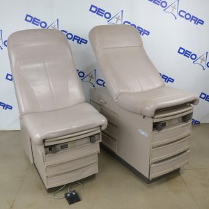 Lot of 2 Midmark 304-001 & 307-001 Barrier Free Manual Exam Table