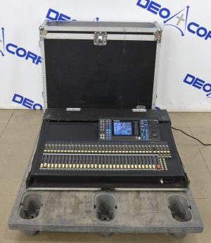 Yamaha LS9-32 Digital Mixing Console