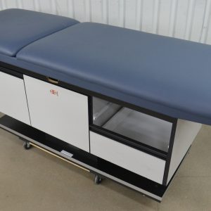 Hausmann Industries 4746 Powermatic 27"x76" Treatment Table