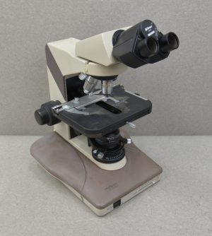 Nikon Labophot 2 Binocular Microscope W/ 5 Objectives E Plan 4x 10x 20x 40x 100x