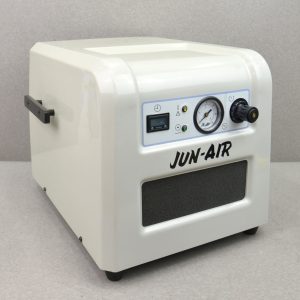 JUN-AIR 87R-4P Medical Air Compressor Oil-Free 115V 4 Liter